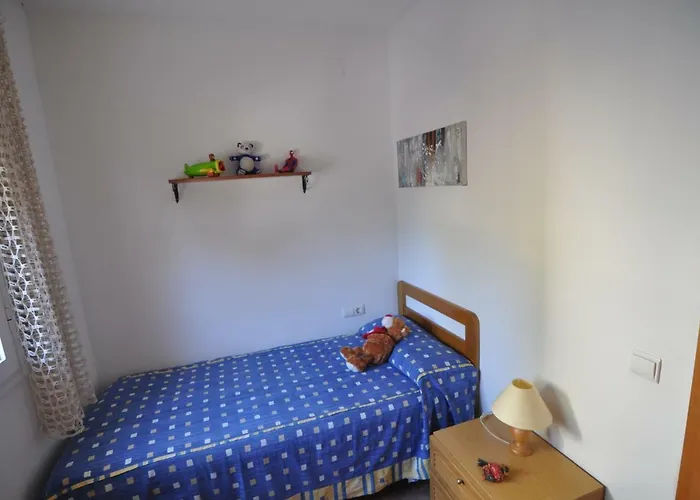 60 Carrer Tomas Breton *