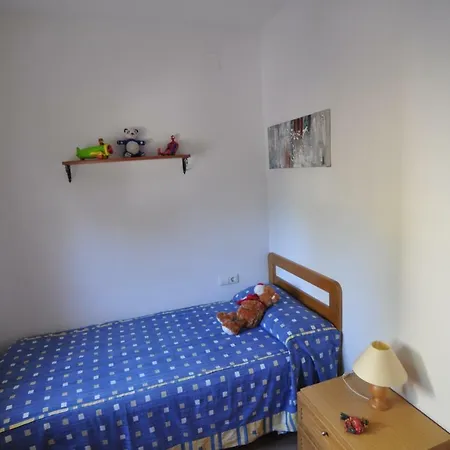 60 Carrer Tomas Breton *
